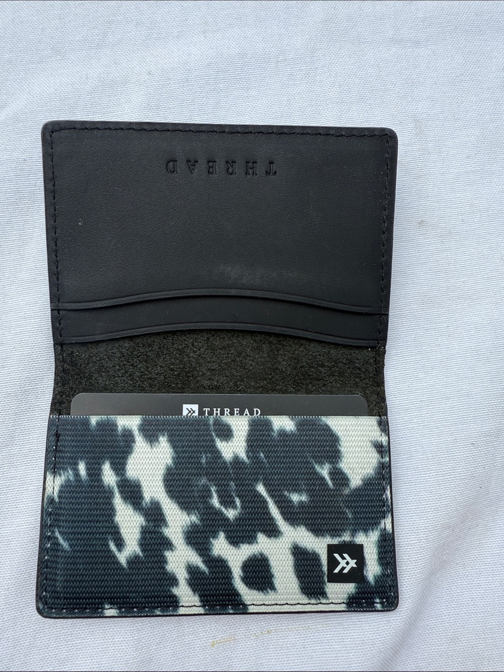 Thread Black & White Patterned Card Wallet